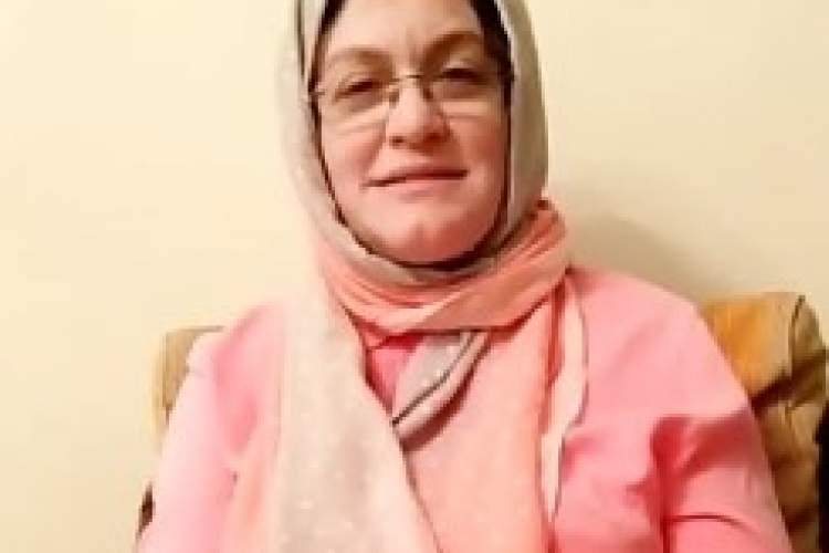 آن روزها به خود روحانی‌ام نزدیک‌تر شدم